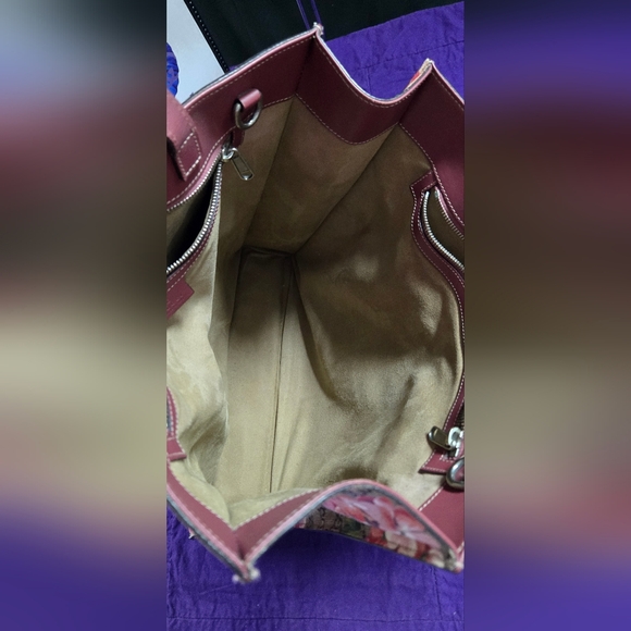 Gucci GG Blooms Floral Tote Bag and Gucci Blooms Wallet Set - Picture 10 of 16